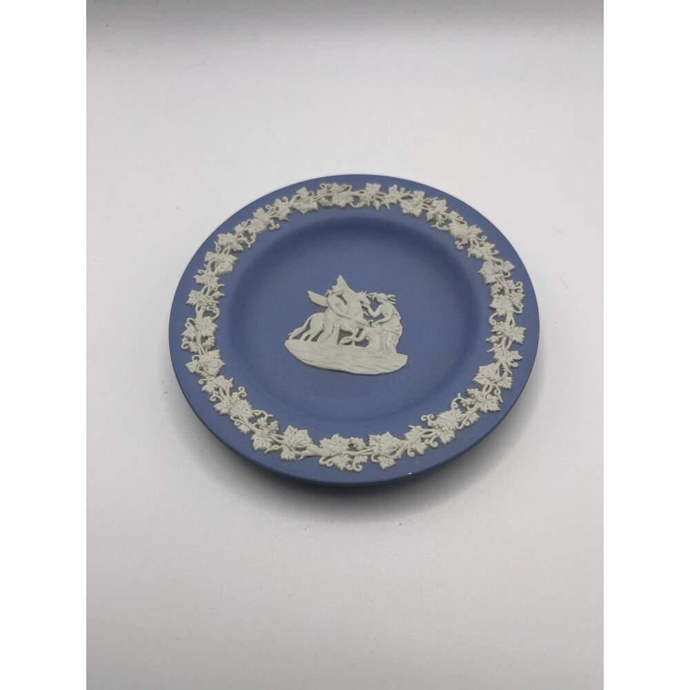 4 1/2” Wedgewood Jasperware Trinket Plate Blue White Small Cute Grandmacore 4.5”